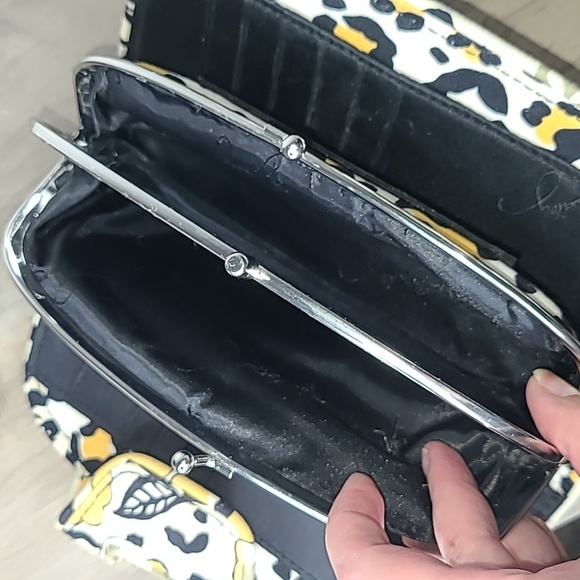 Vera Bradley Wallet - Picture 4 of 5